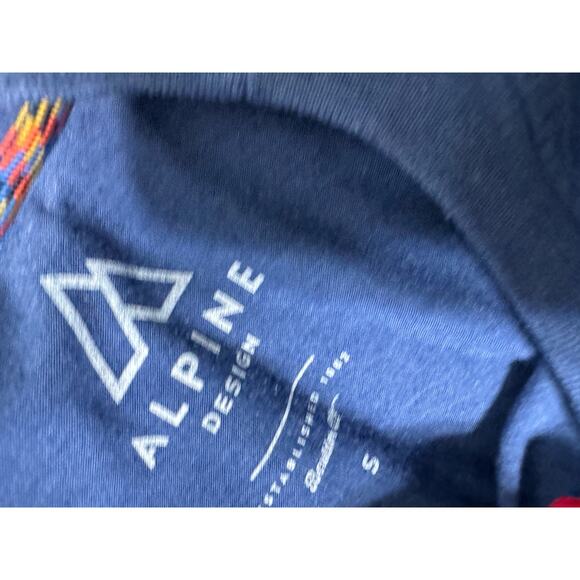 Alpine Design Long Sleeve Mountain Tee Small - Picture 3 of 4